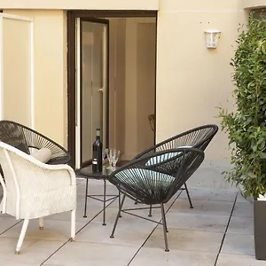 https://alextoconfortparkingterrace.basquecountryhotels.org